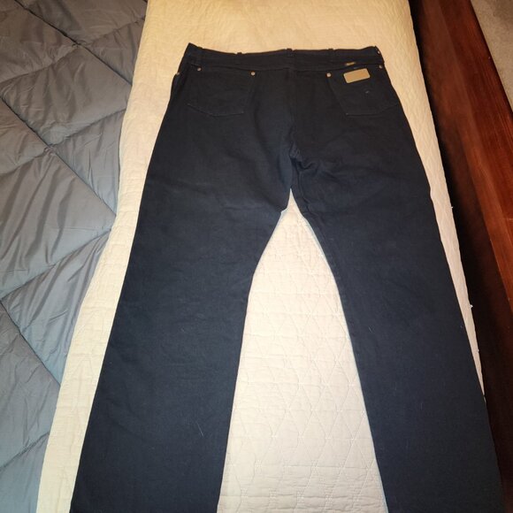 Men's Wrangler Jeans - Big and Tall (44x32) - Picture 2 of 5